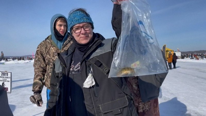 Best ice fishing gambling game in United Kigdom Best ice fishing gambling game in United Kigdom